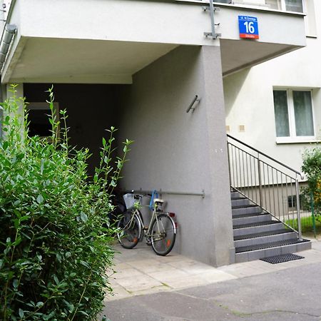 Nice Apartament With Small Tub Varsovia Exterior foto